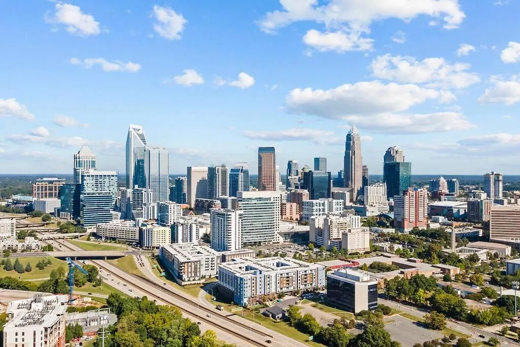 Apartment Fun & Eccentric + Uptown + Getaway + King Studio Charlotte United States