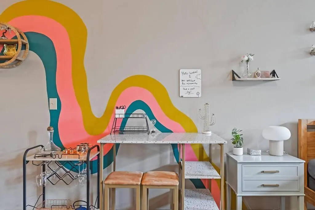 Apartment Fun & Eccentric + Uptown + Getaway + King Studio Charlotte United States